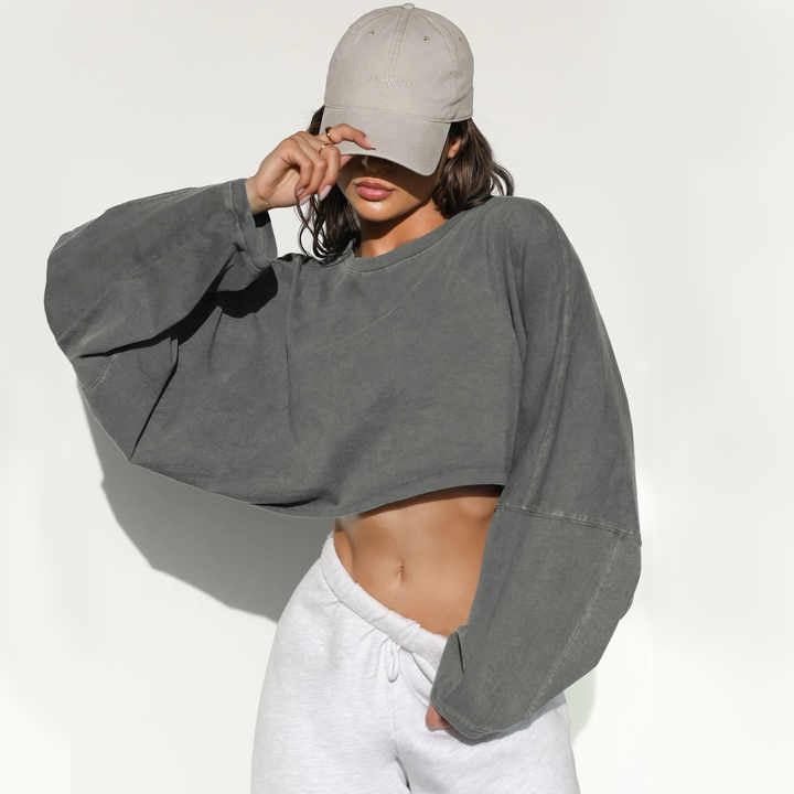 Trendy Aliana - Chic Cropped Sweatshirt