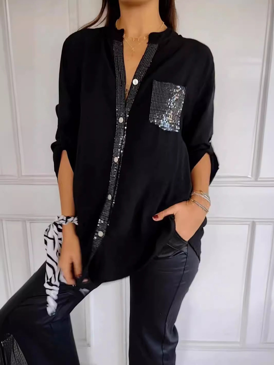 Comfortable Elaine - Chic Glamour Top